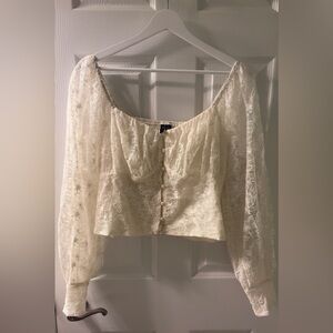 Versona Ivory Floral Crop Lace Blouse